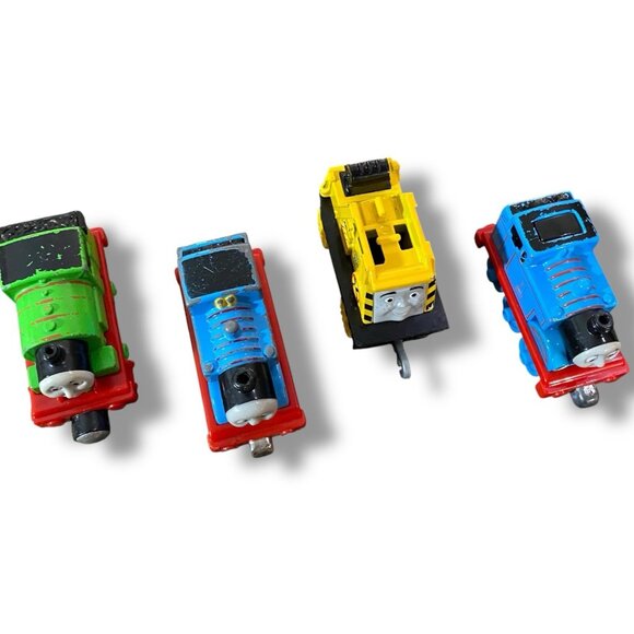 Thomas & Friends Adventures Die-Cast Metal Push Along Train Lot Percy Kevin - Picture 2 of 4